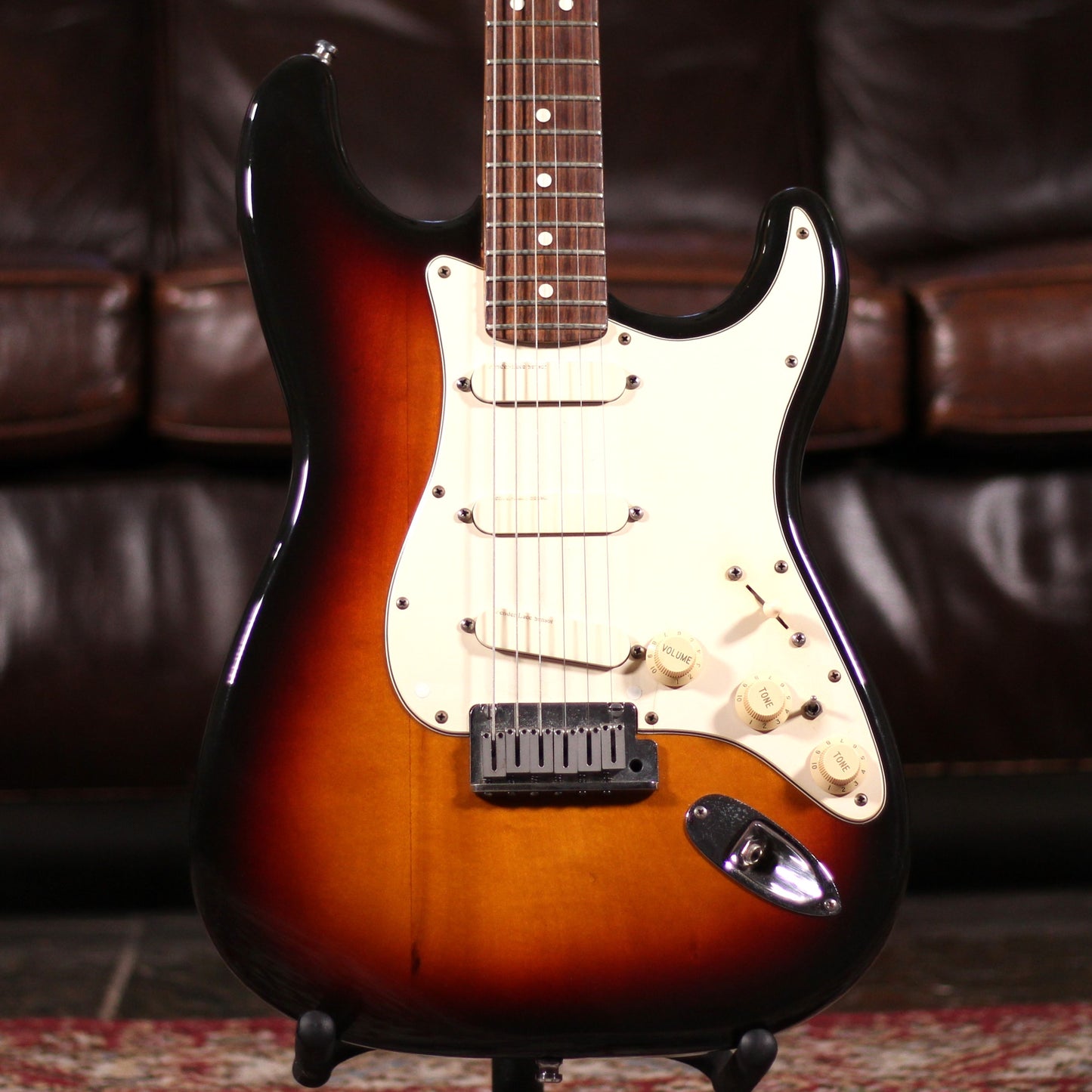 Vintage - 1989 Fender Standard Stratocaster - Modified