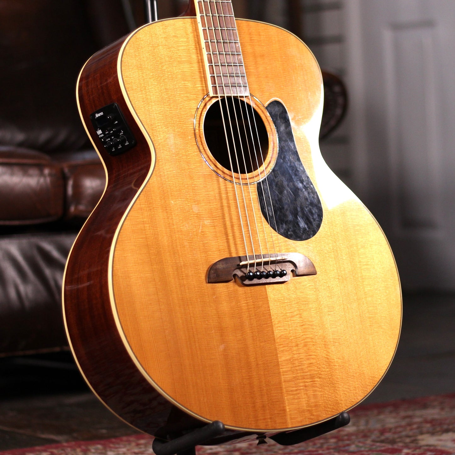 Used - Alvarez Baritone ABT60e