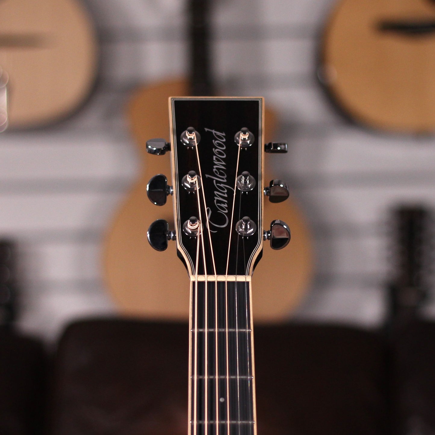 Tanglewood TW5CEBS Dreadnaught Cutaway Electro