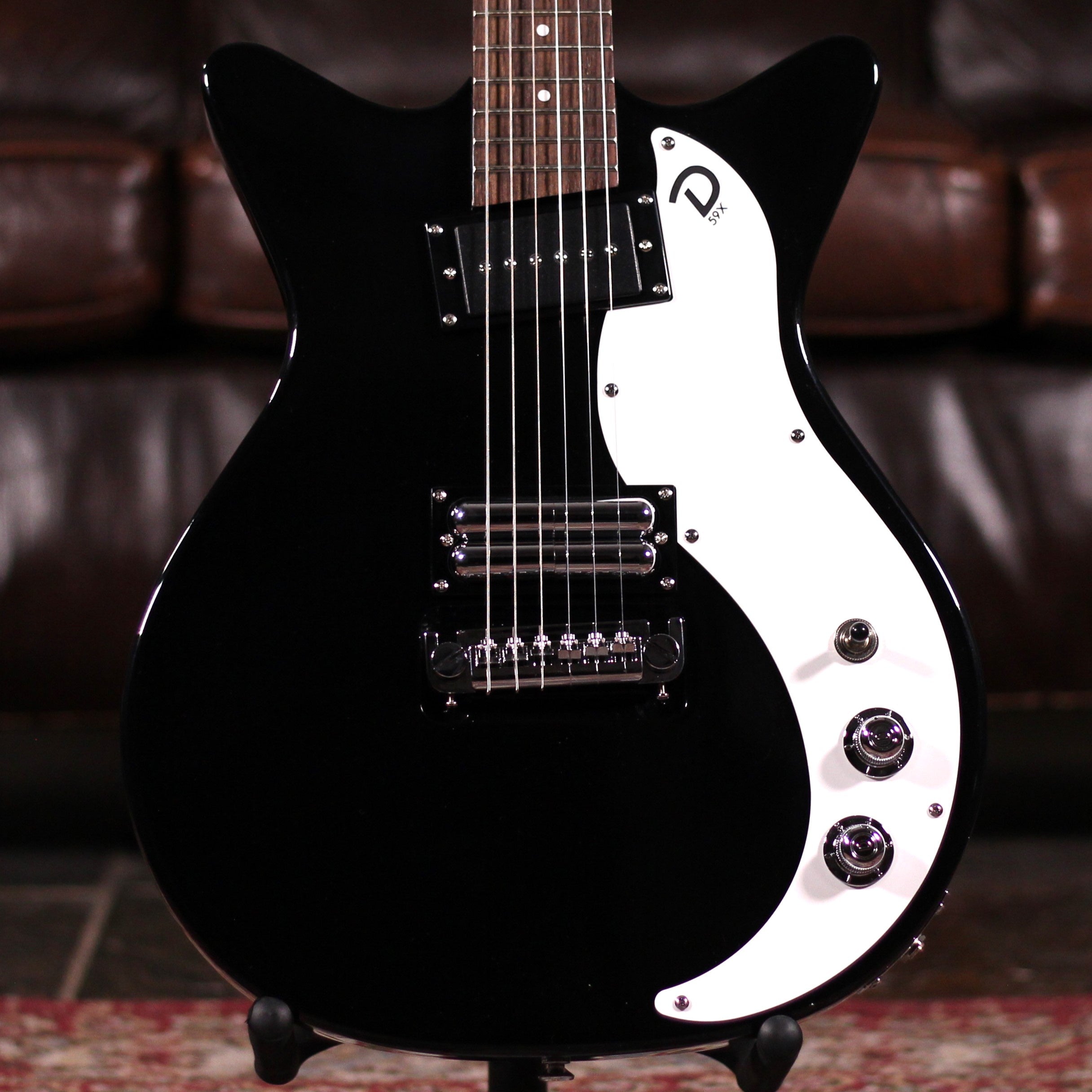 Danelectro 59X Guitar ~ Black – Foulds Guitars