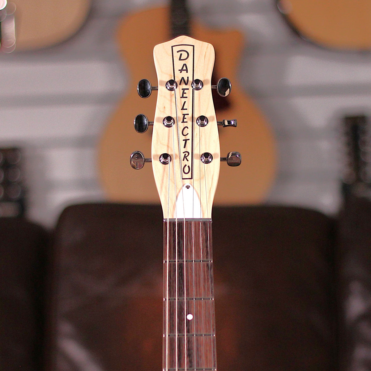 Danelectro Stock 59 - Vintage Cream
