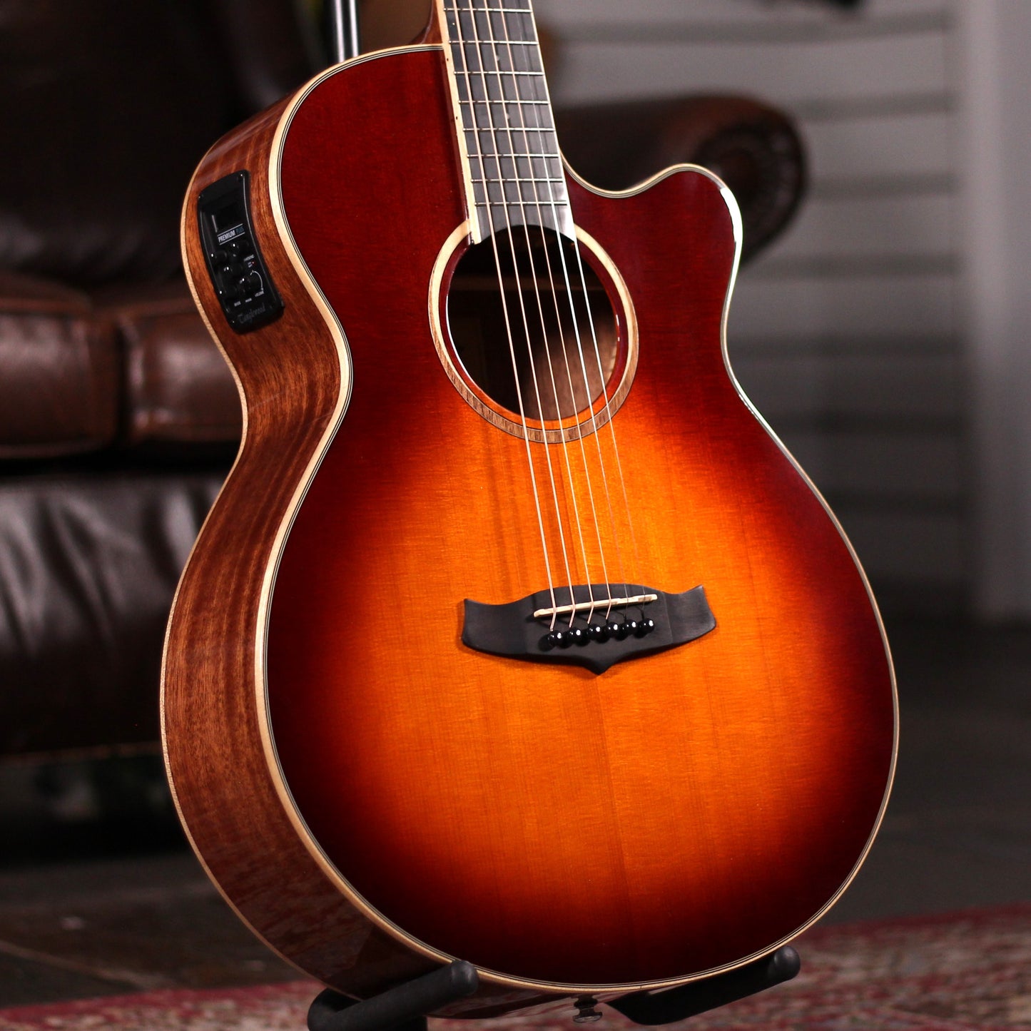 Tanglewood TW4 CE SB