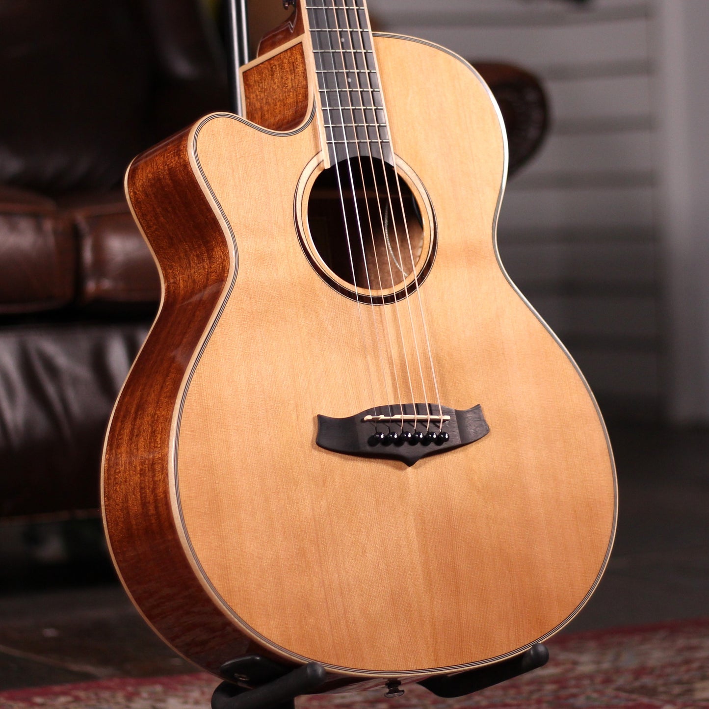 Tanglewood TW4 CEN ALH Winterleaf