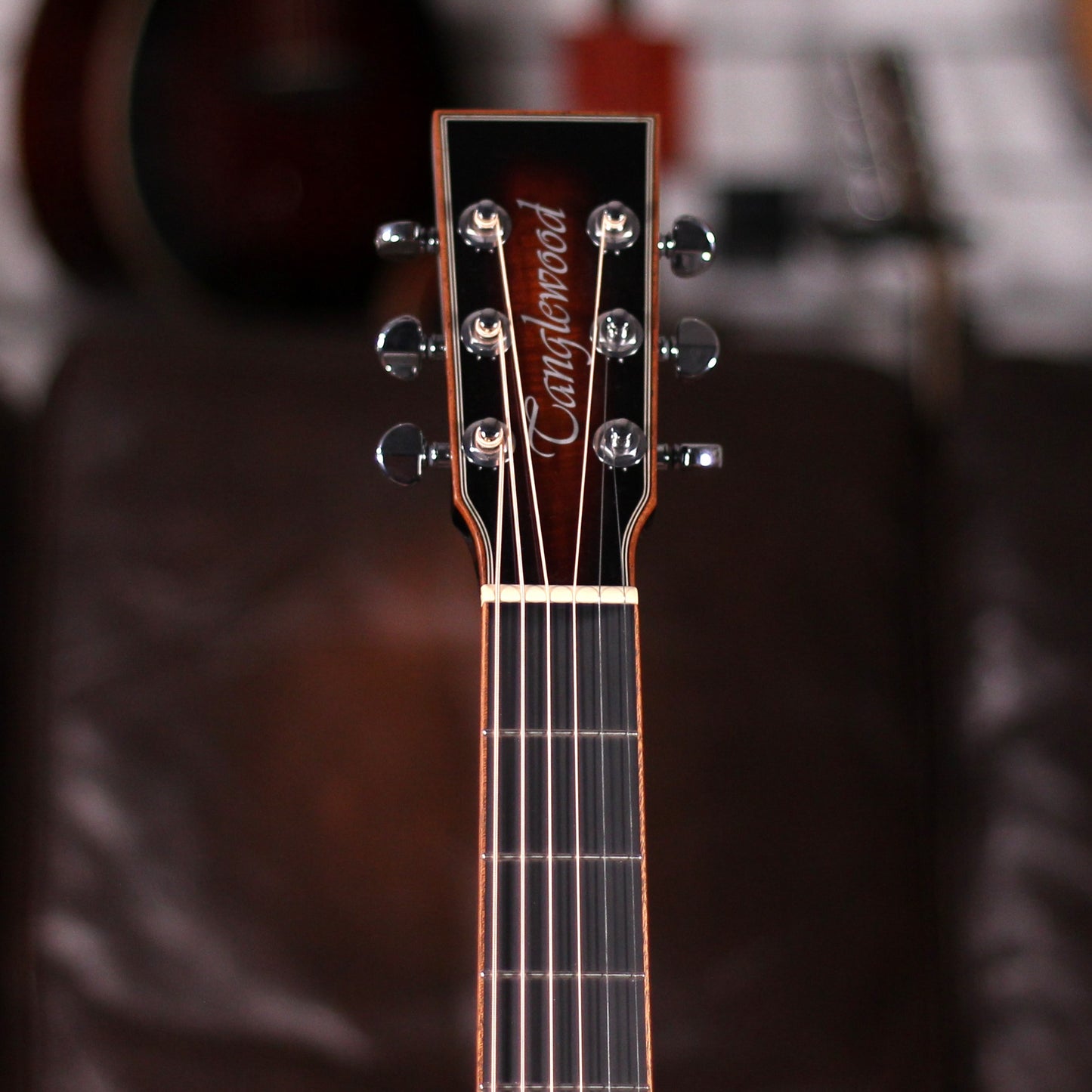 Tanglewood TWX4CEK Super Folk Cutaway