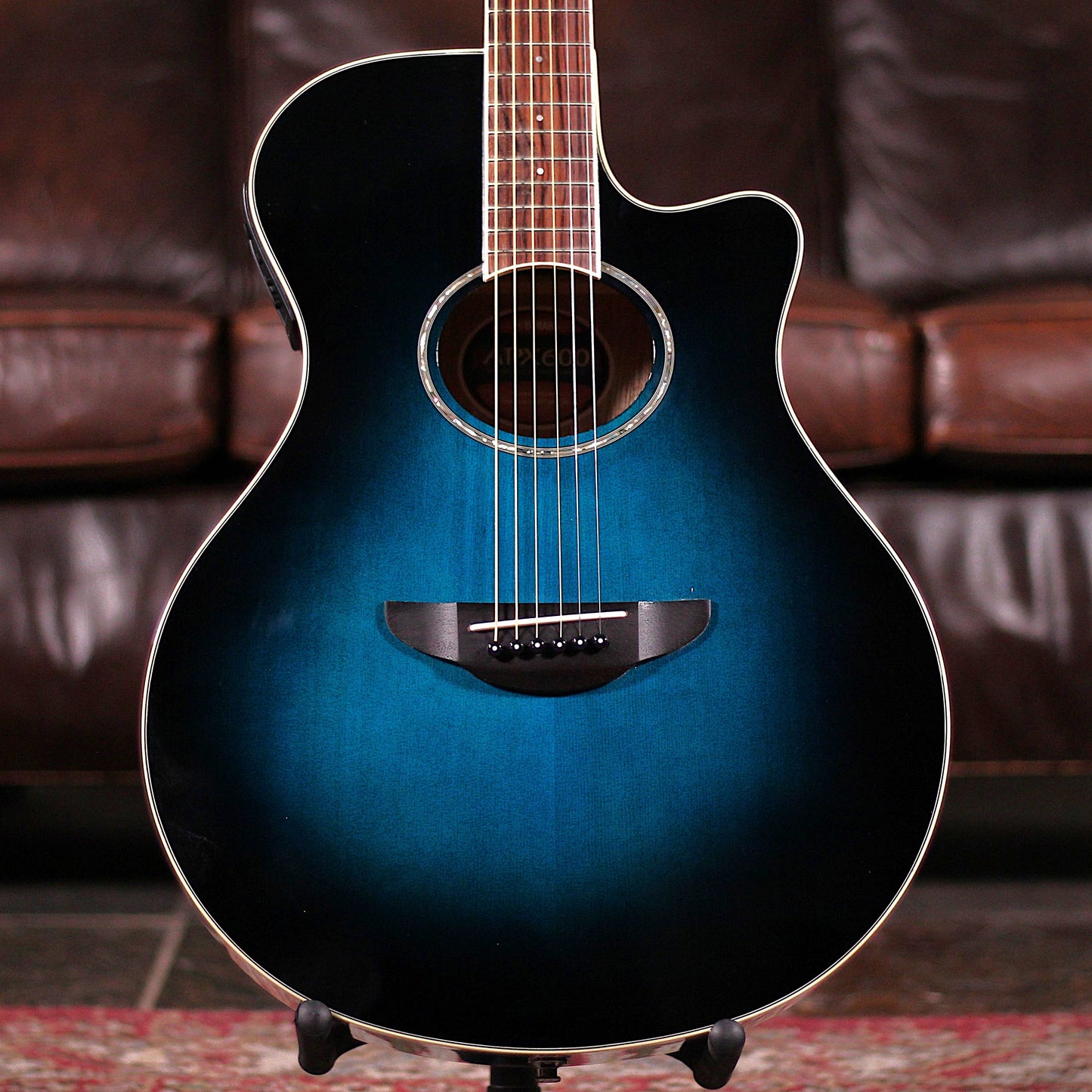 Yamaha APX 600 Oriental Blue Burst