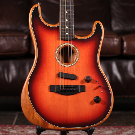 USED - USA Fender Acoustasonic Stratocaster - Sunburst