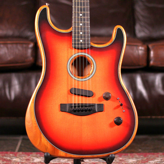 USED - USA Fender Acoustasonic Stratocaster - Sunburst