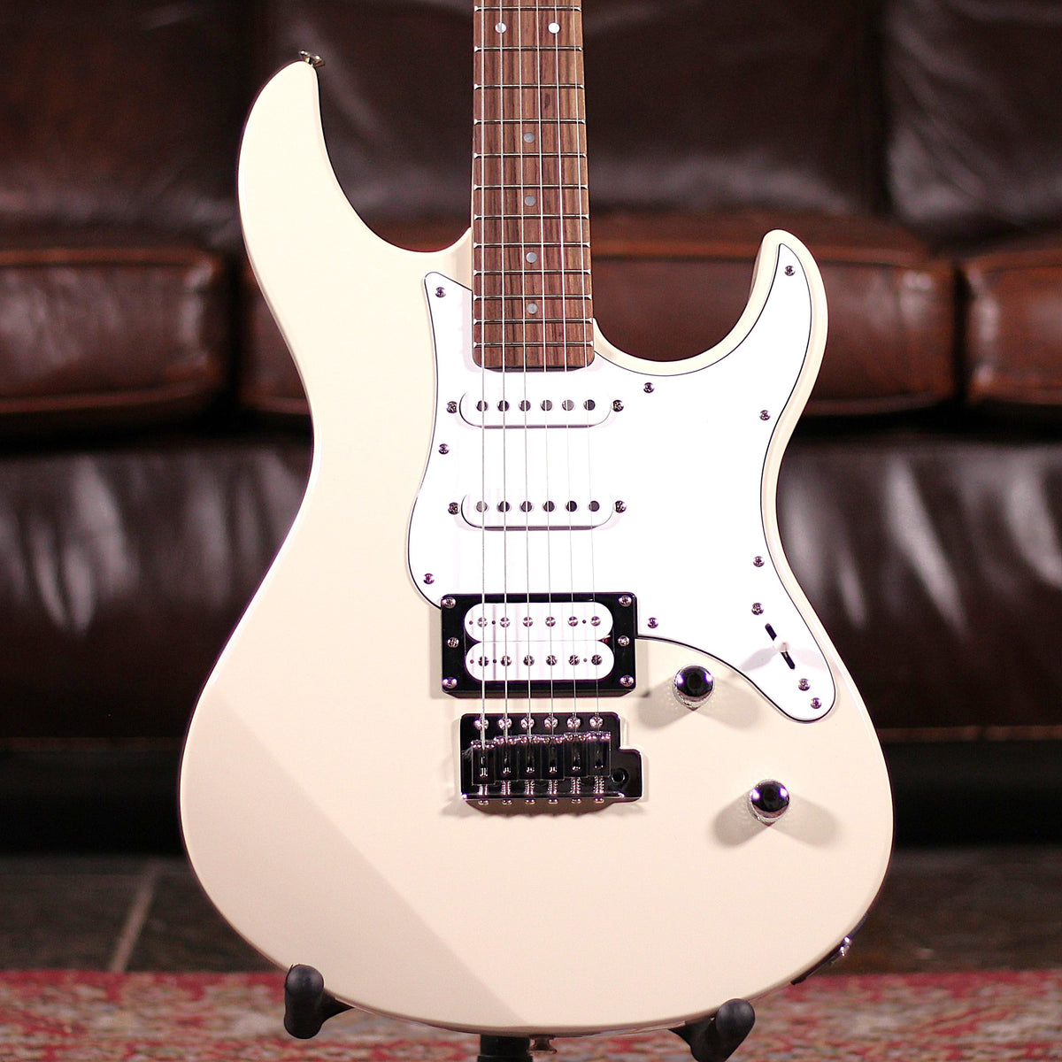 Yamaha Pacifica - 112V - Vintage White