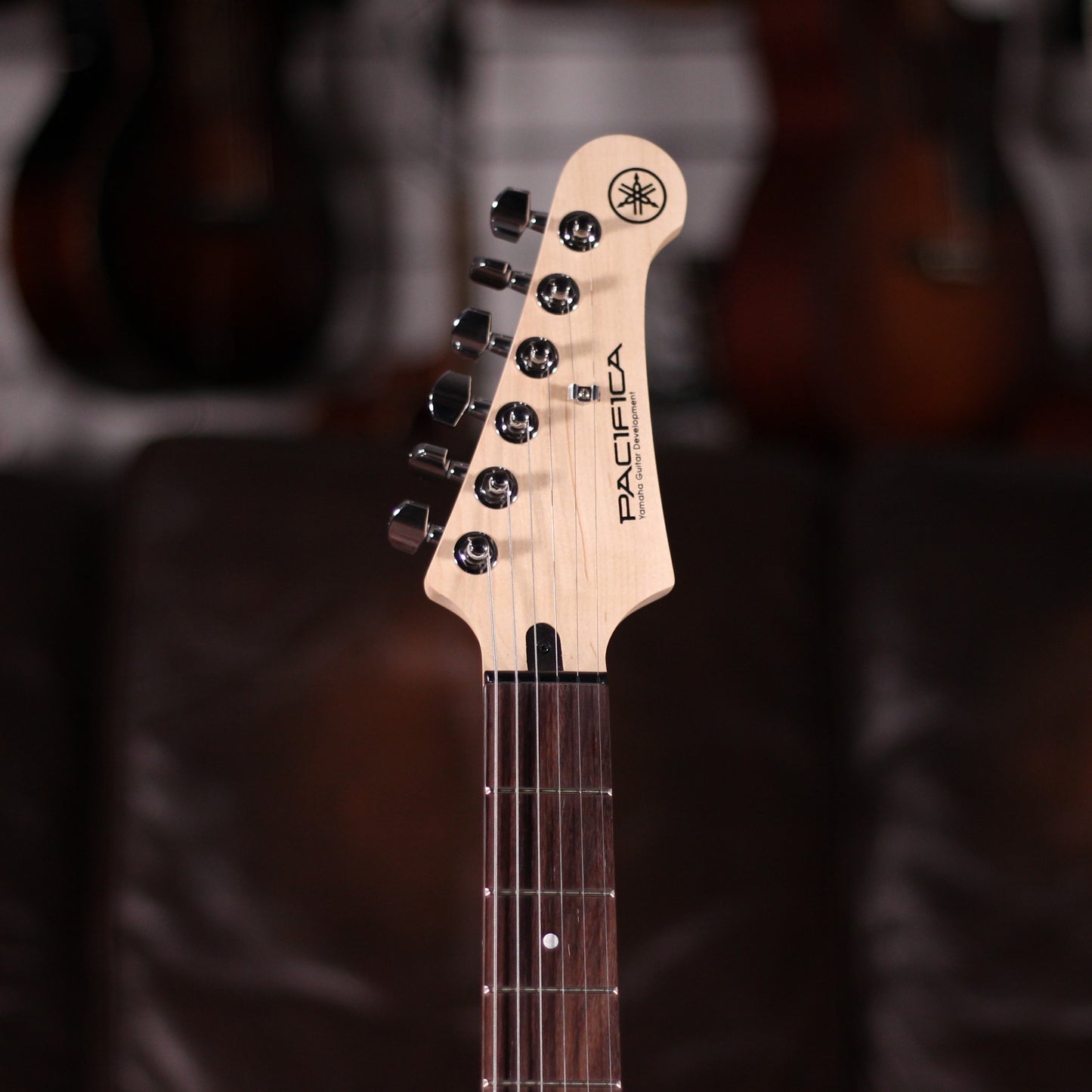 Yamaha Pacifica 112V - United Blue