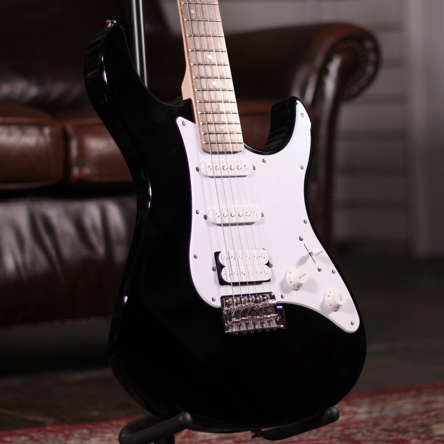 Yamaha Pacifica 012 - Black