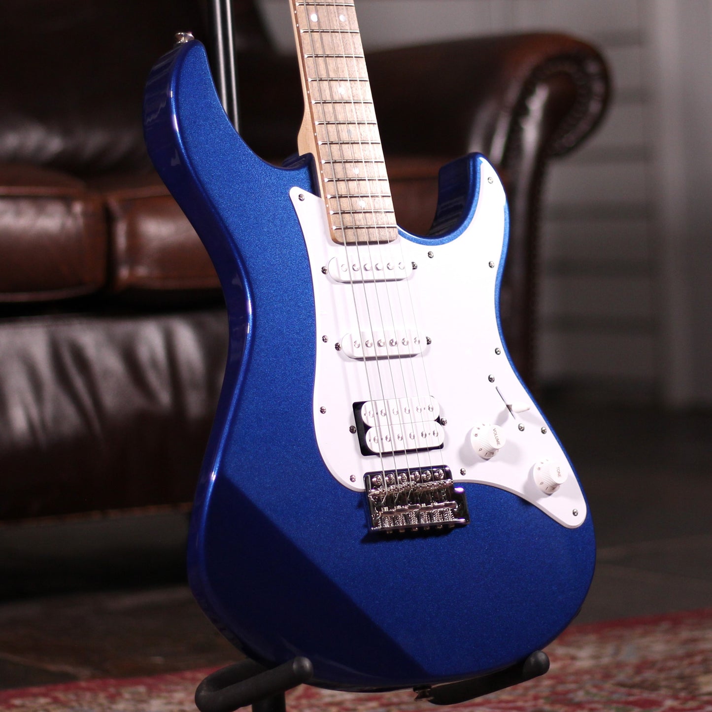 Yamaha Pacifica 012 - Dark Blue Metallic
