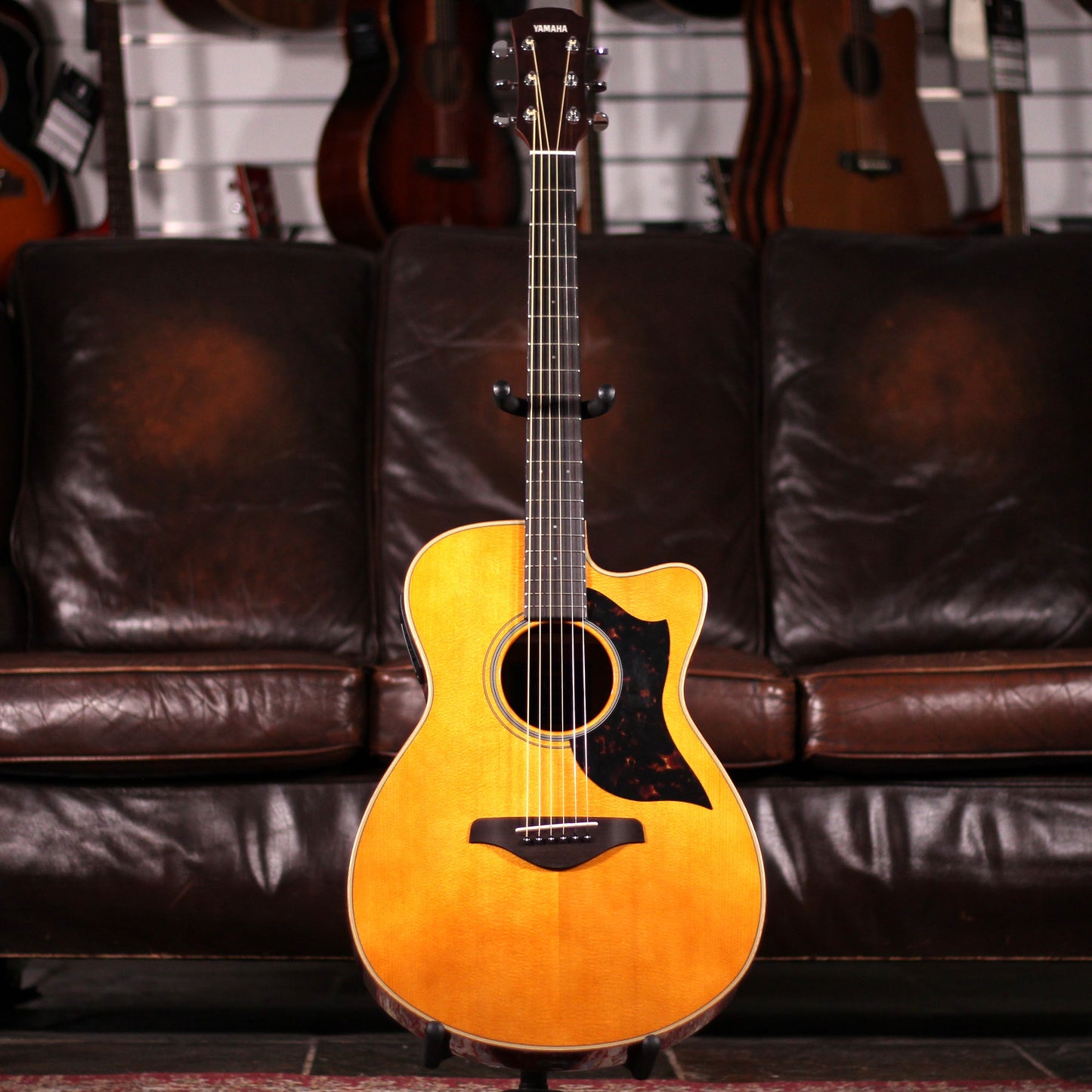 Yamaha AC1M - Vintage Natural