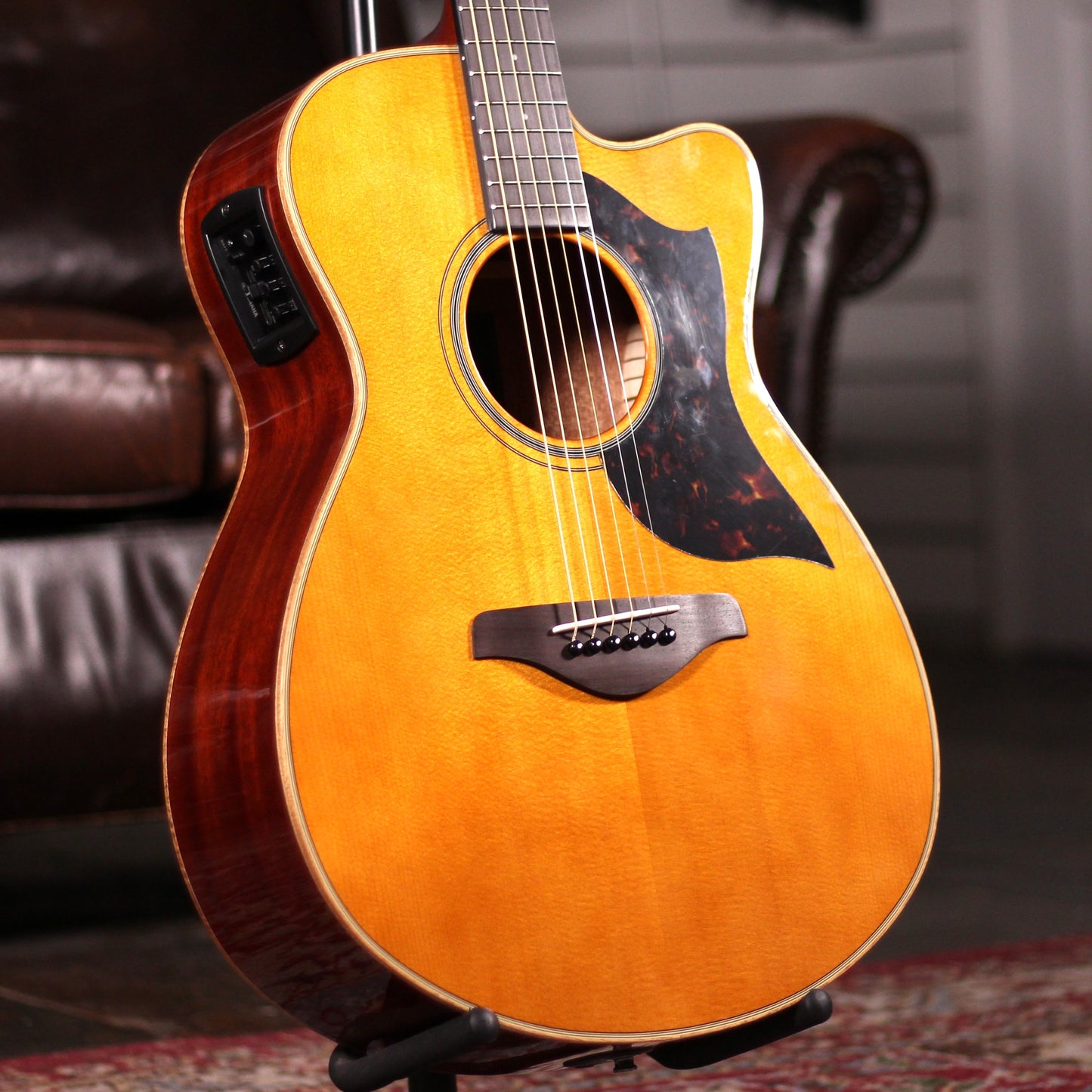 Yamaha AC1M - Vintage Natural