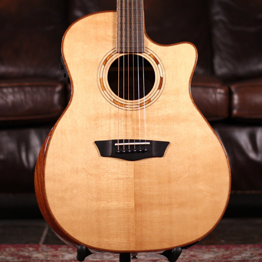 Washburn G20SCE Comfort Series Grand Auditorium