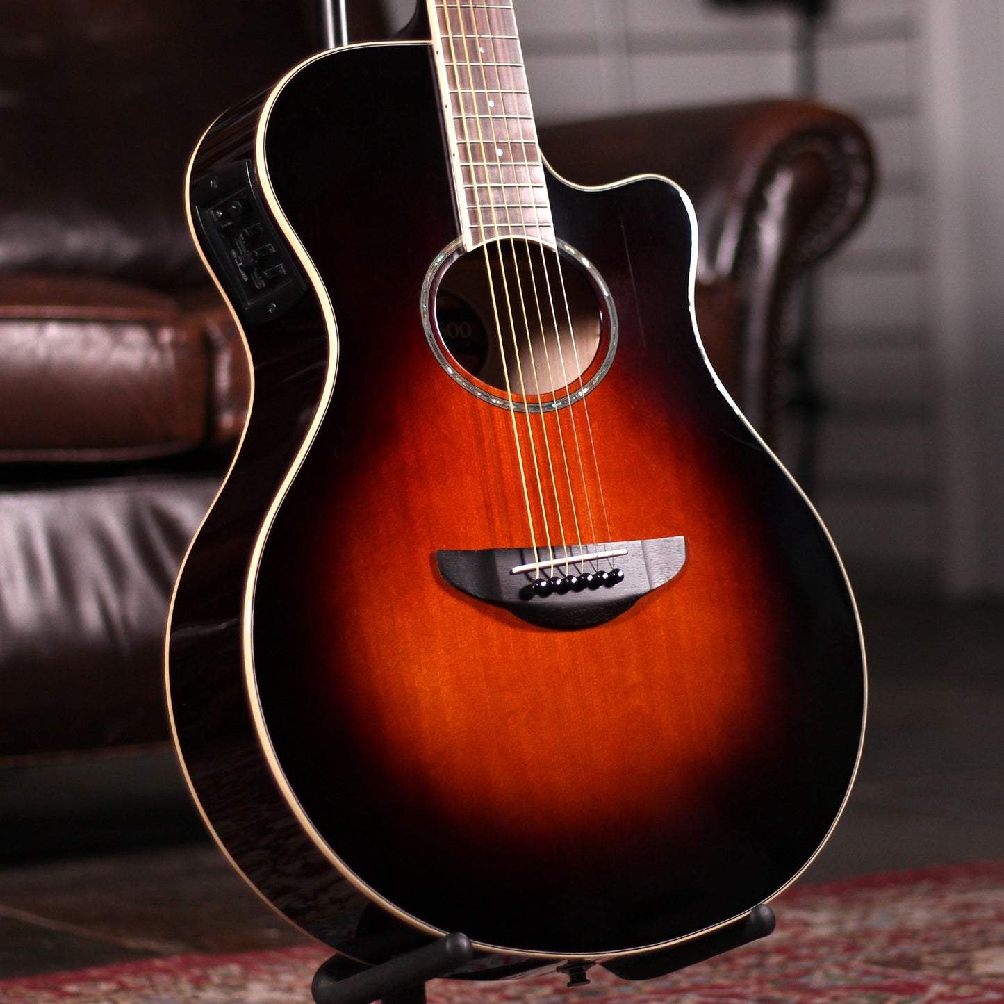 Yamaha APX 600 - Old Violin Sunburst
