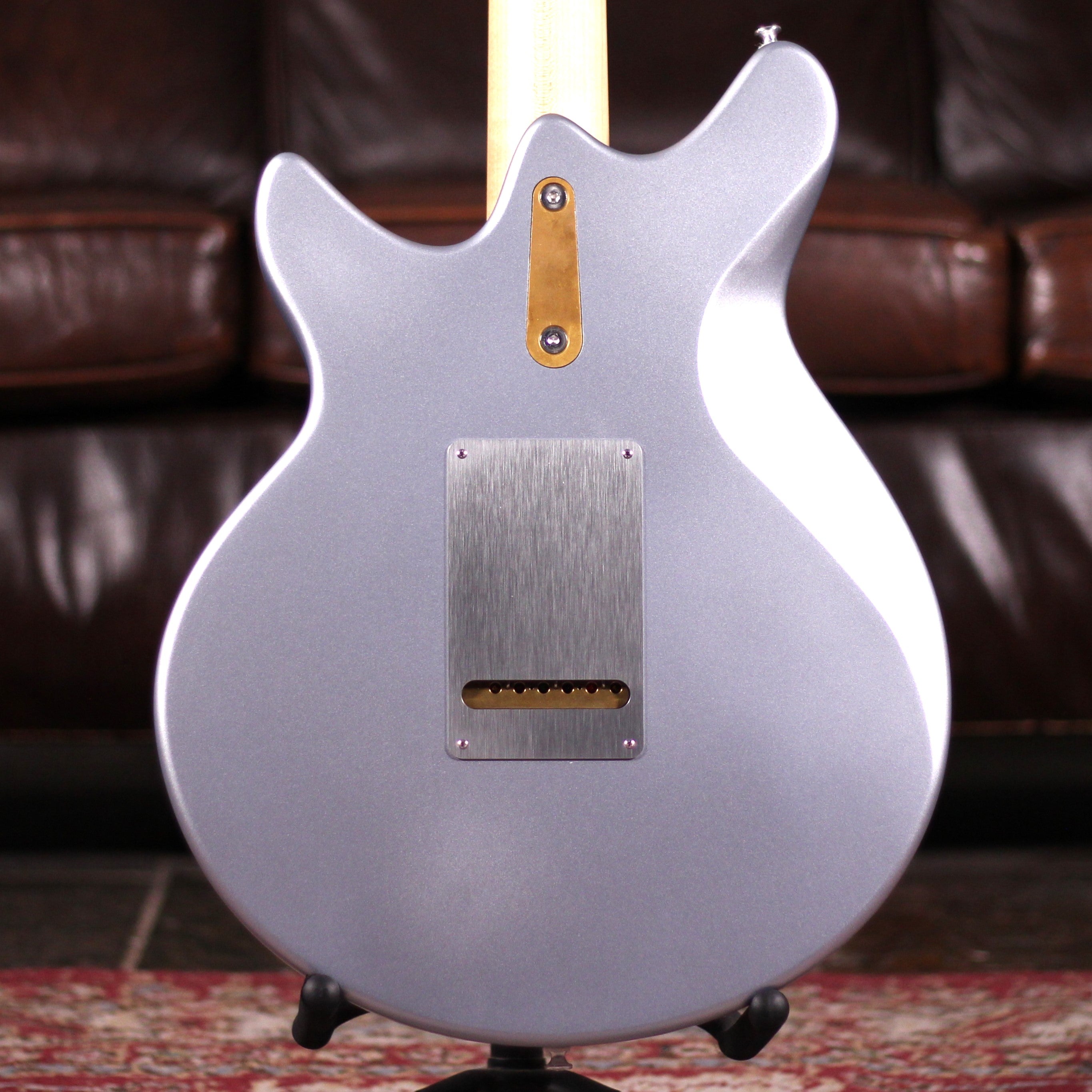 Eastman Fullertone DC62 Ice Blue Metallic – Foulds Guitars