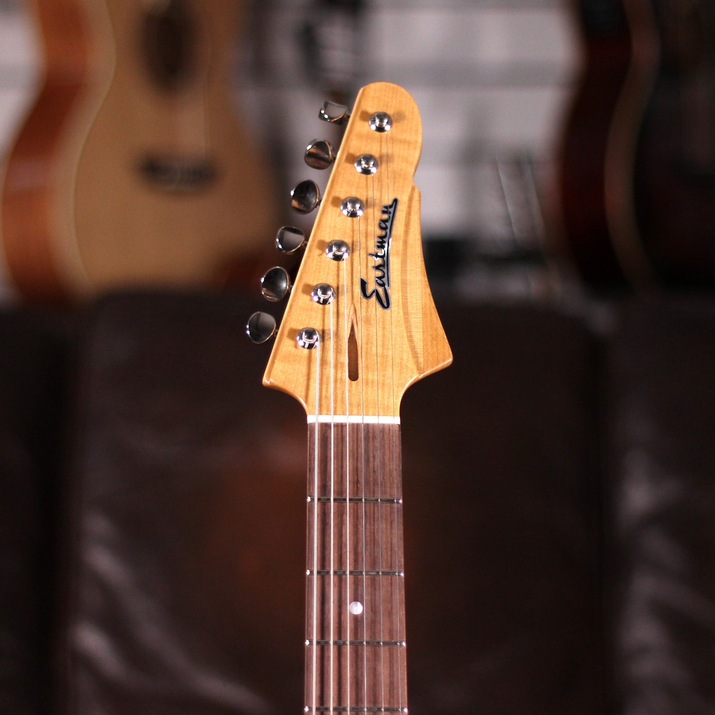 Eastman Fullertone DC62 Ice Blue Metallic