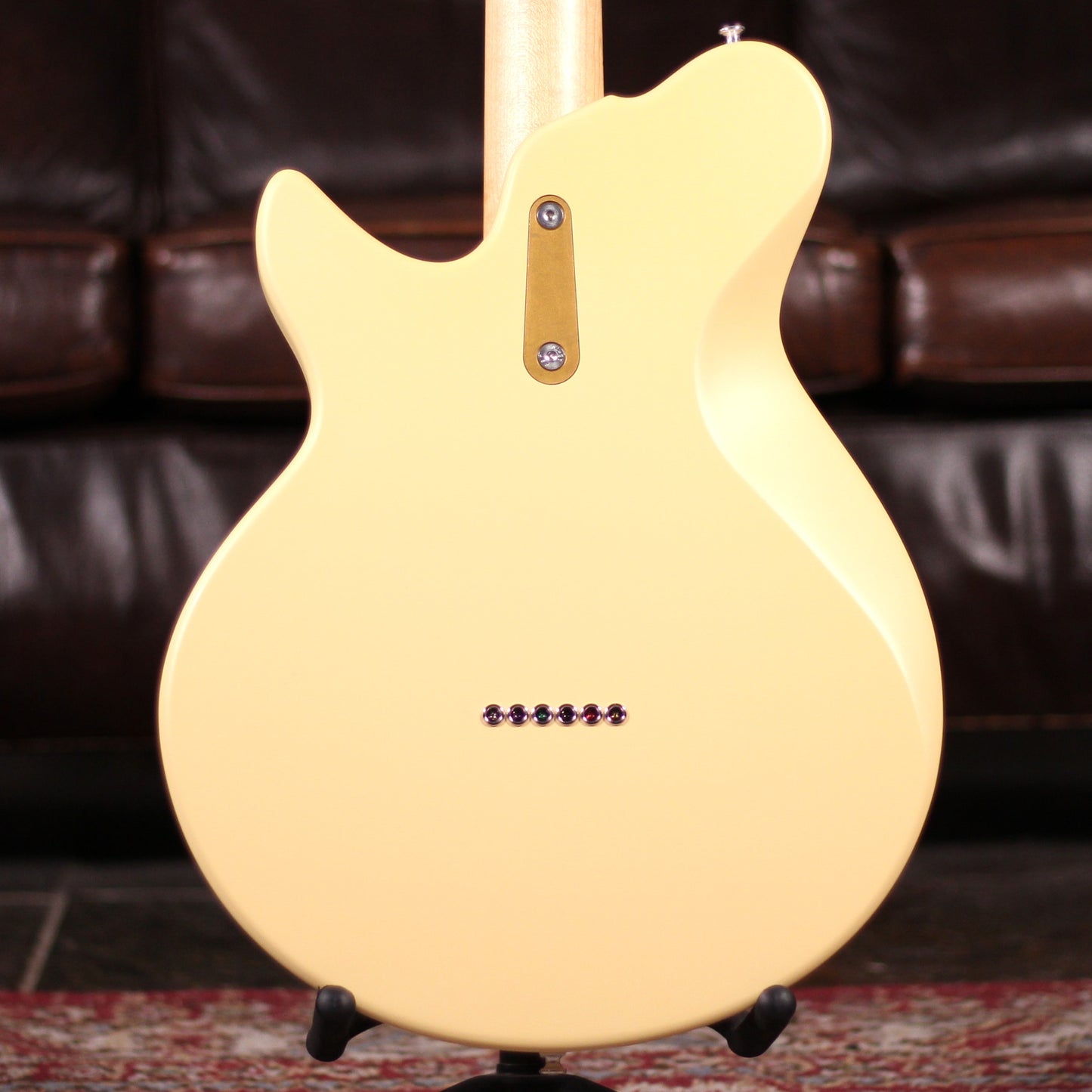 Eastman Fullertone SC52 - Desert Sand