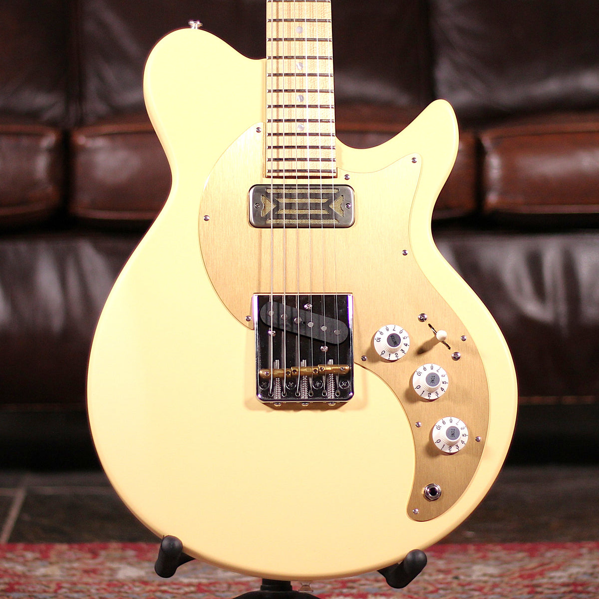 Eastman Fullertone SC52 - Desert Sand