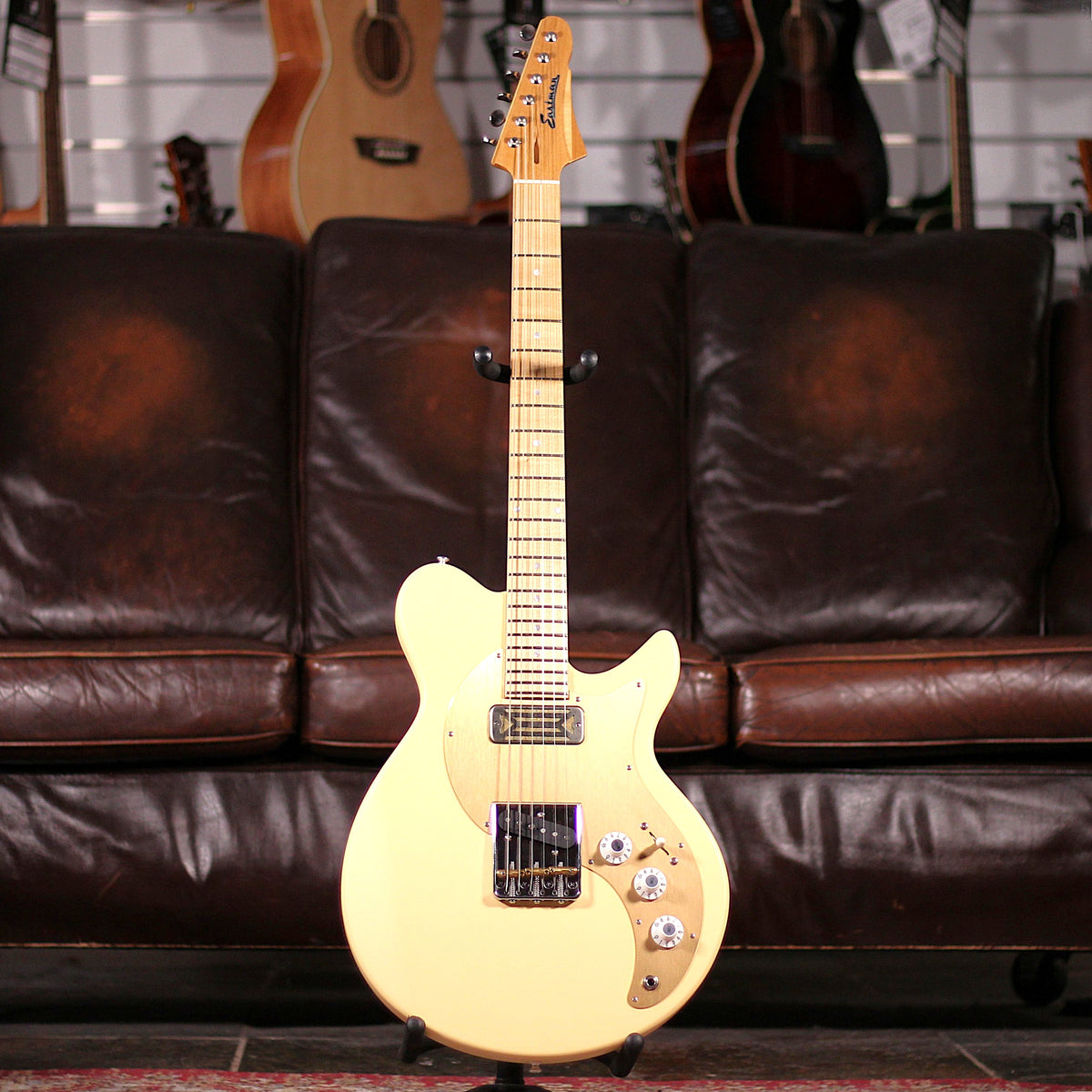 Eastman Fullertone SC52 - Desert Sand