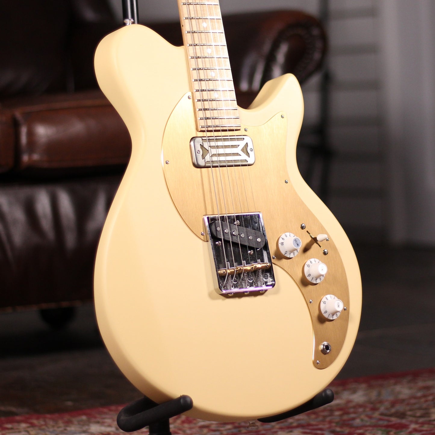 Eastman Fullertone SC52 - Desert Sand