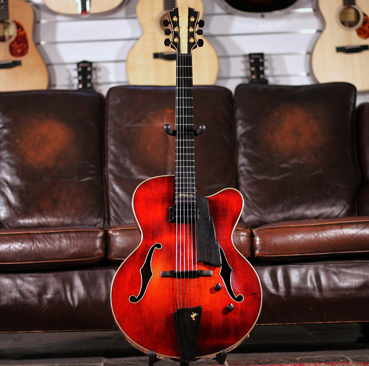 USED - Eastman Pisano AR680CE