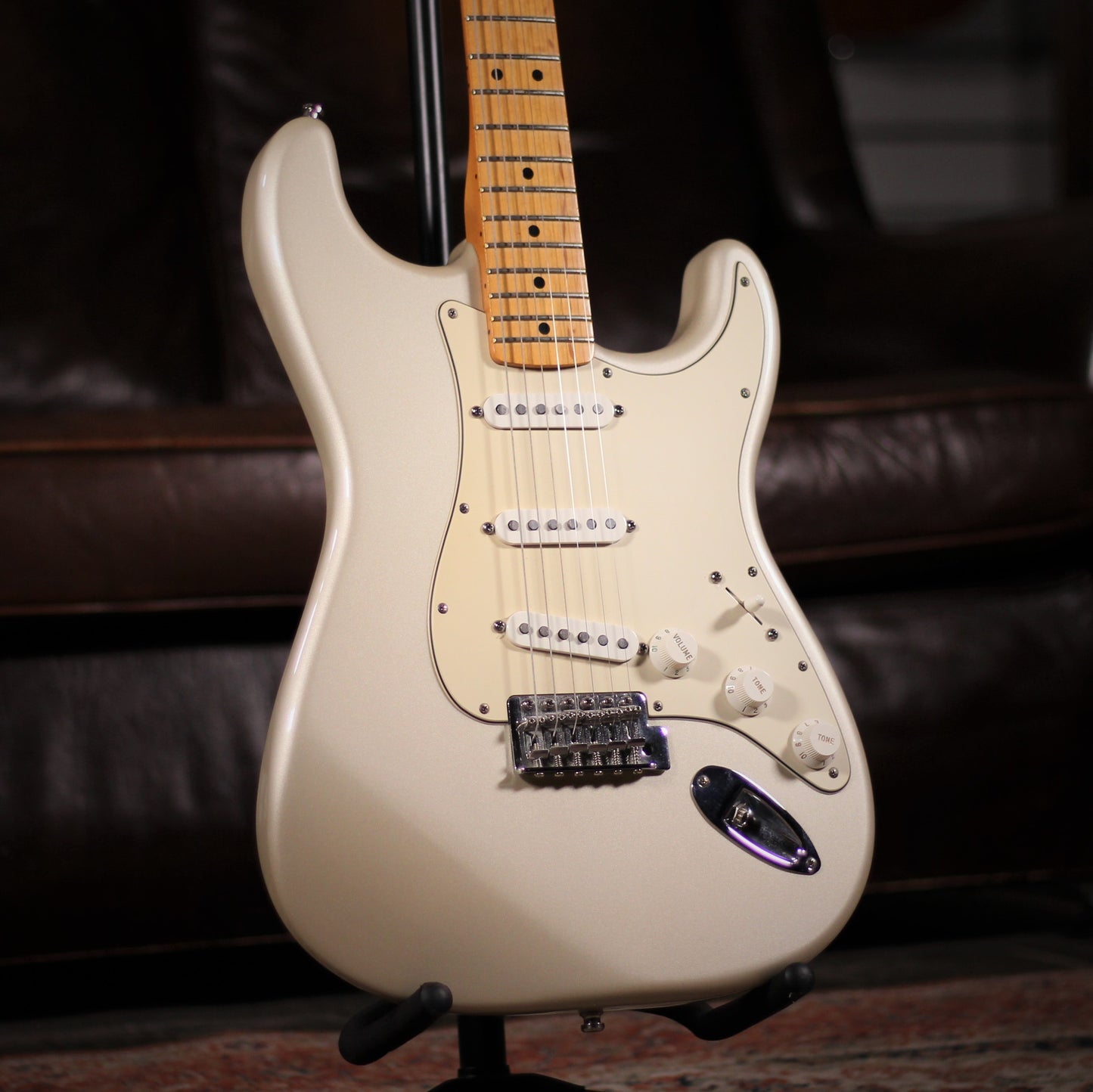 USED - Fender 60th Strat Blizzard Pearl
