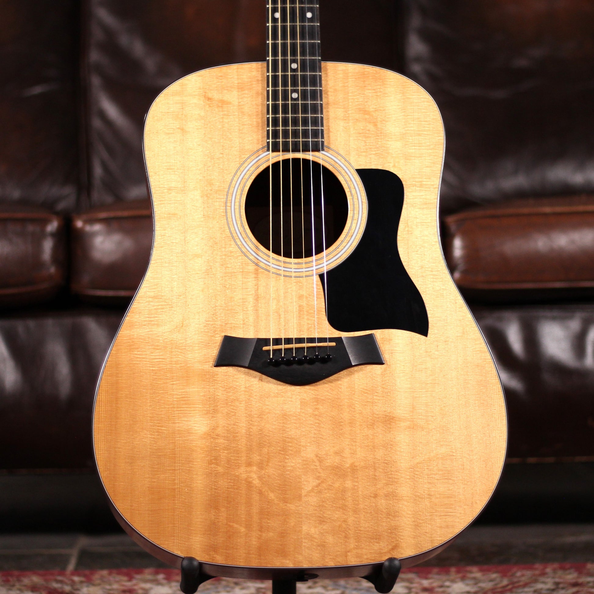 USED - Taylor 110e