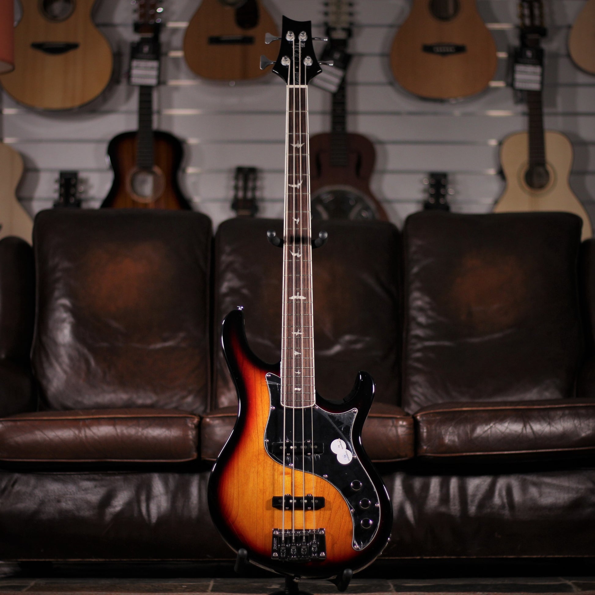 PRS SE Kestrel Bass Tri Colour Sunburst