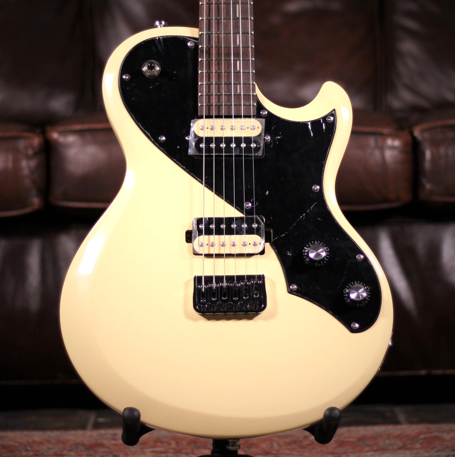 Shergold Provocateur SP12 - Dirty Blonde