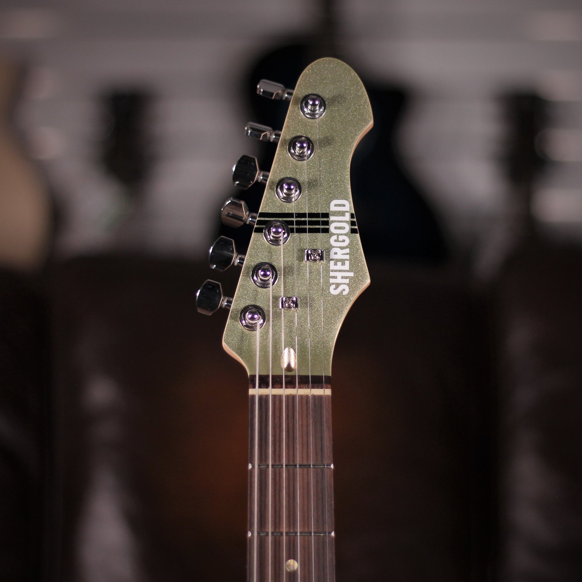 Shergold Telstar ST14 - Champagne Gold headstock