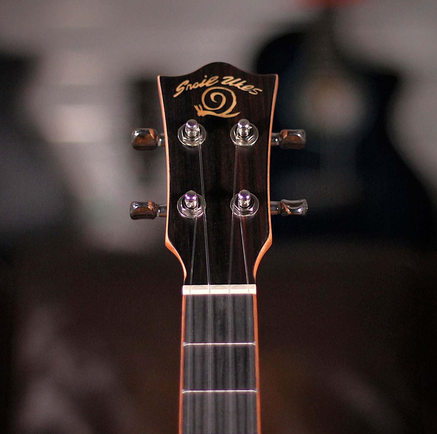 Snail SEU-2T Electro Tenor Ukulele
