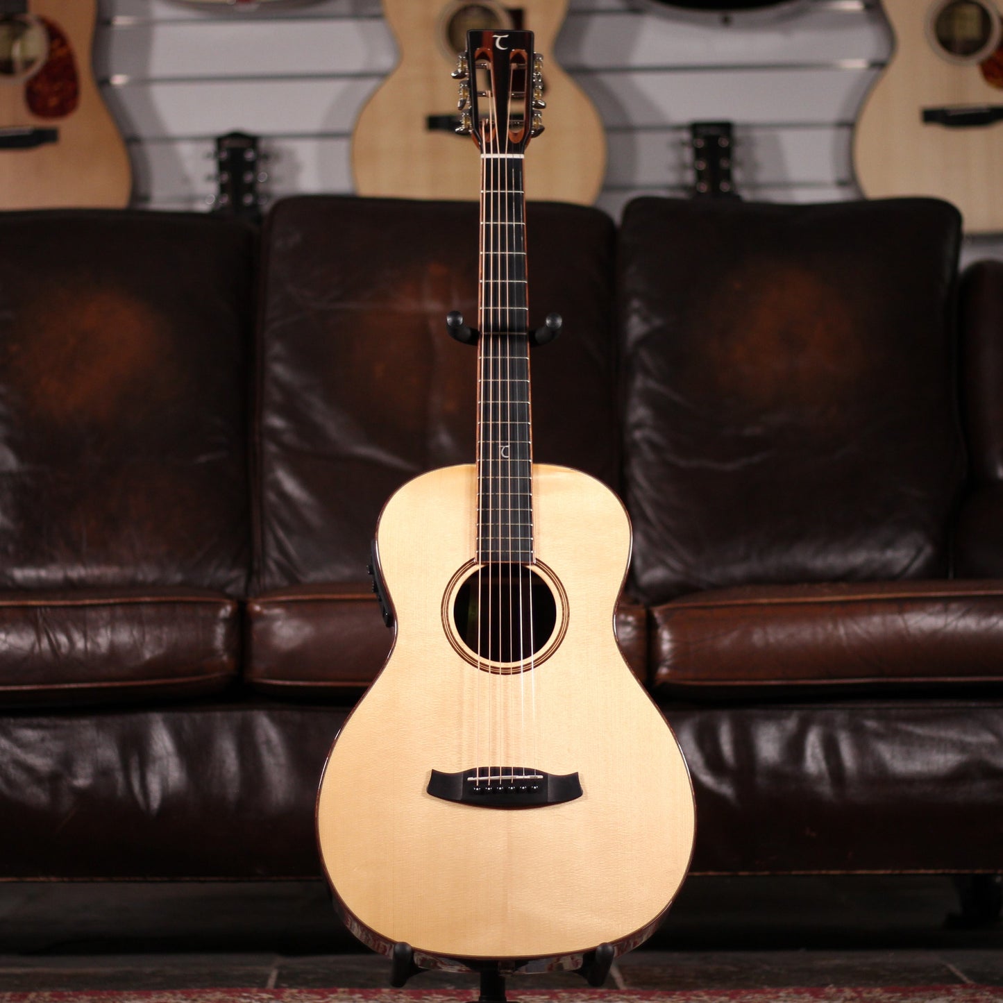 Tanglewood TJ8E