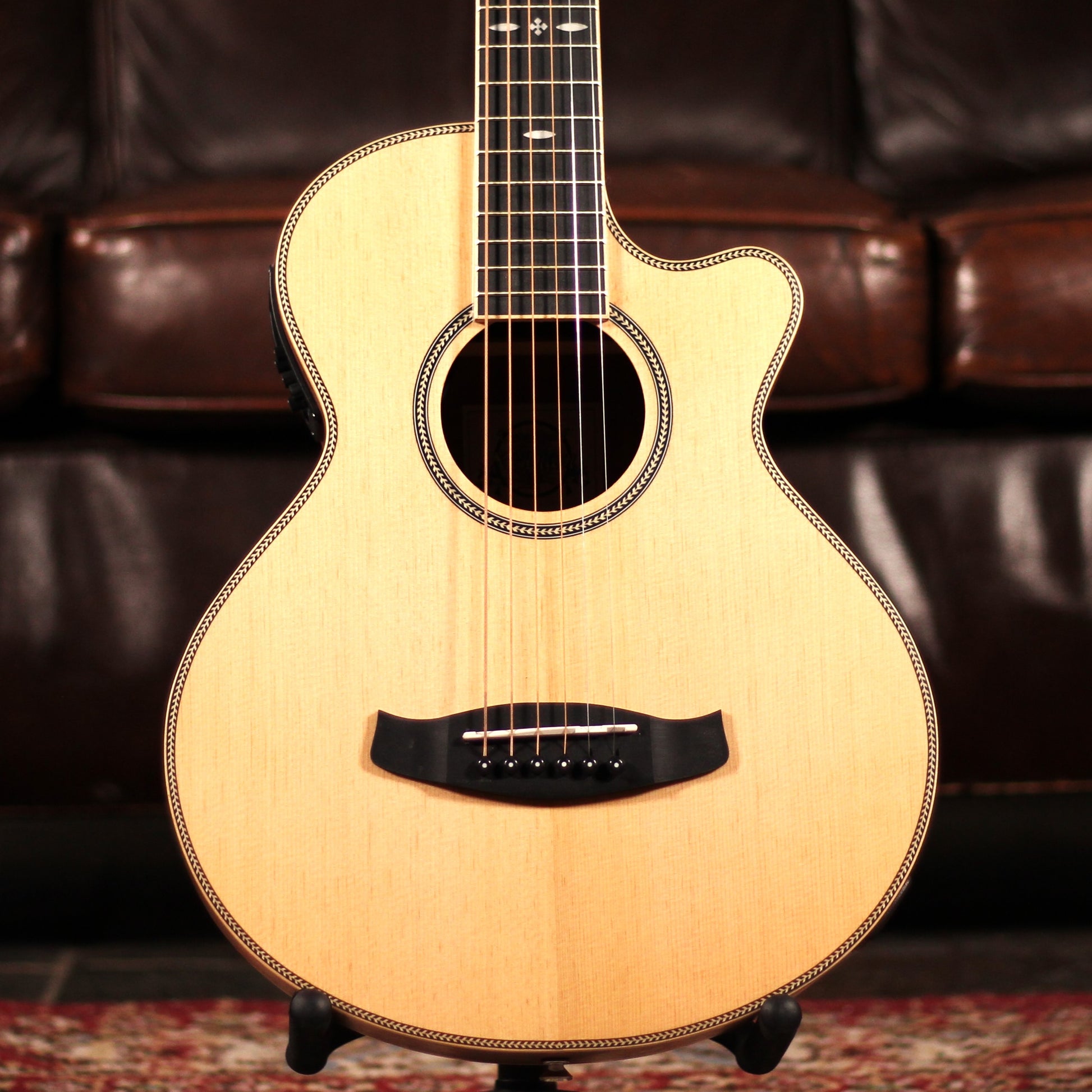 Tanglewood Reunion Travel TRU2CE-BW