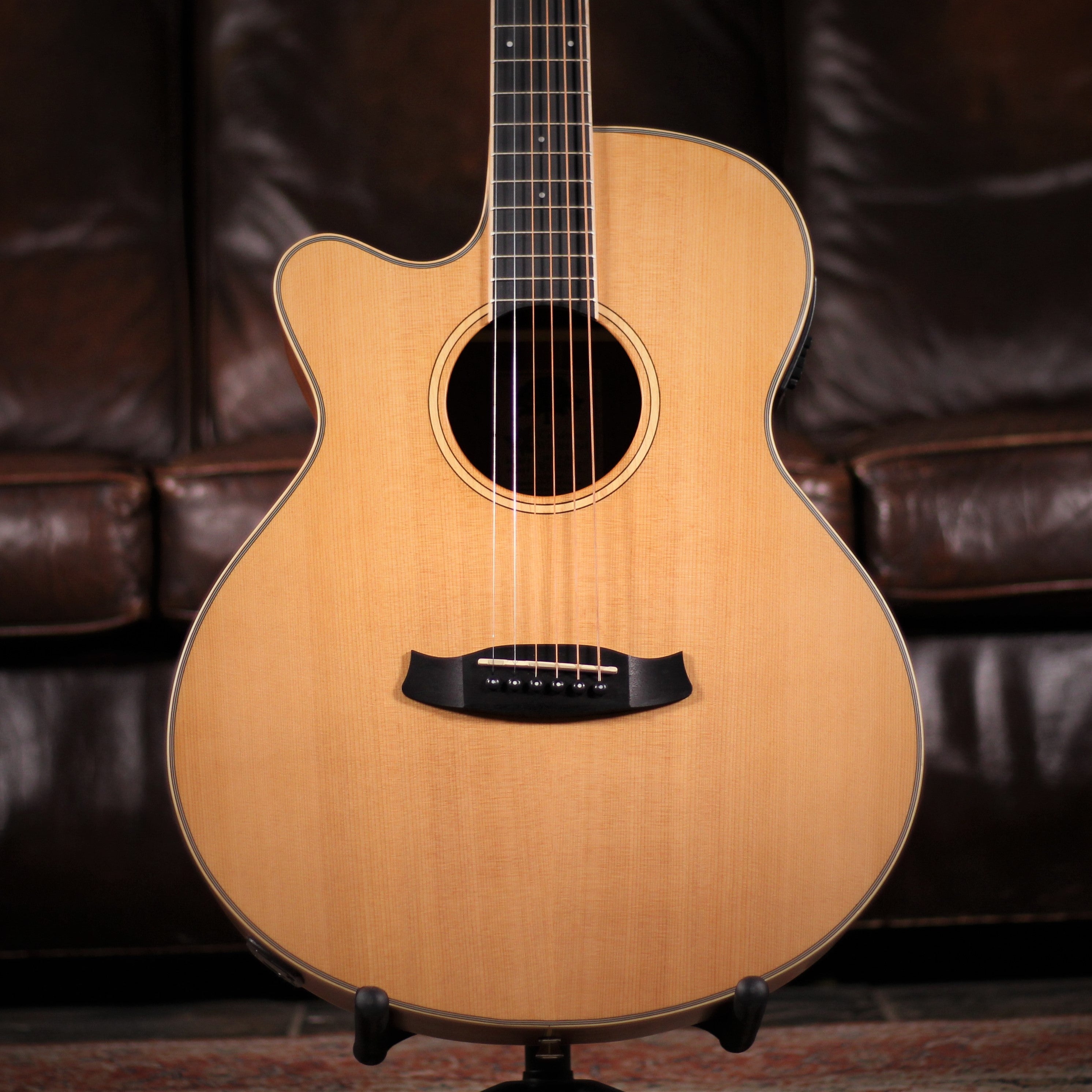 Tanglewood TW9 LH – Foulds Guitars