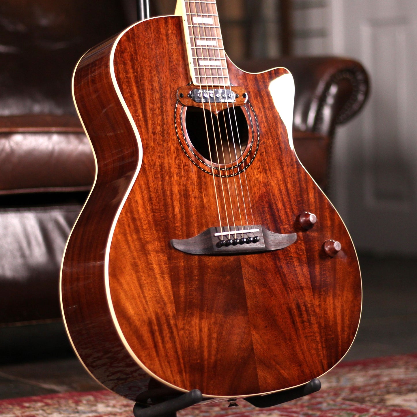 Vintage REVO Elektra Acacia
