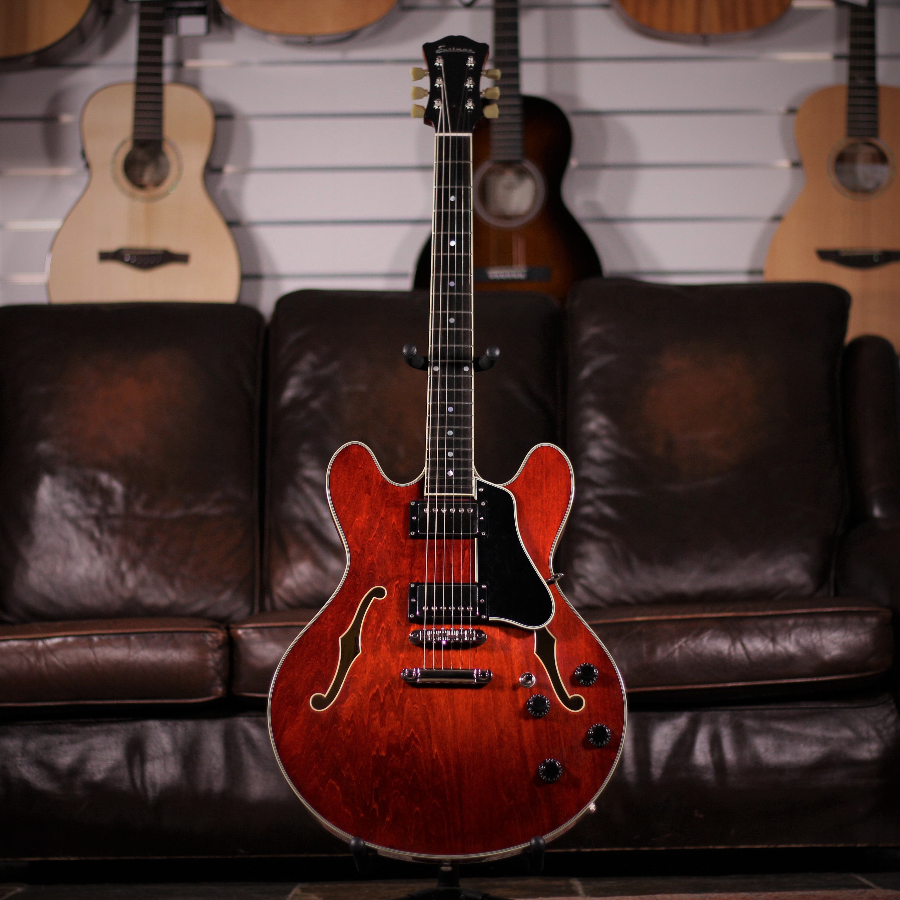 Eastman guitars deals t386