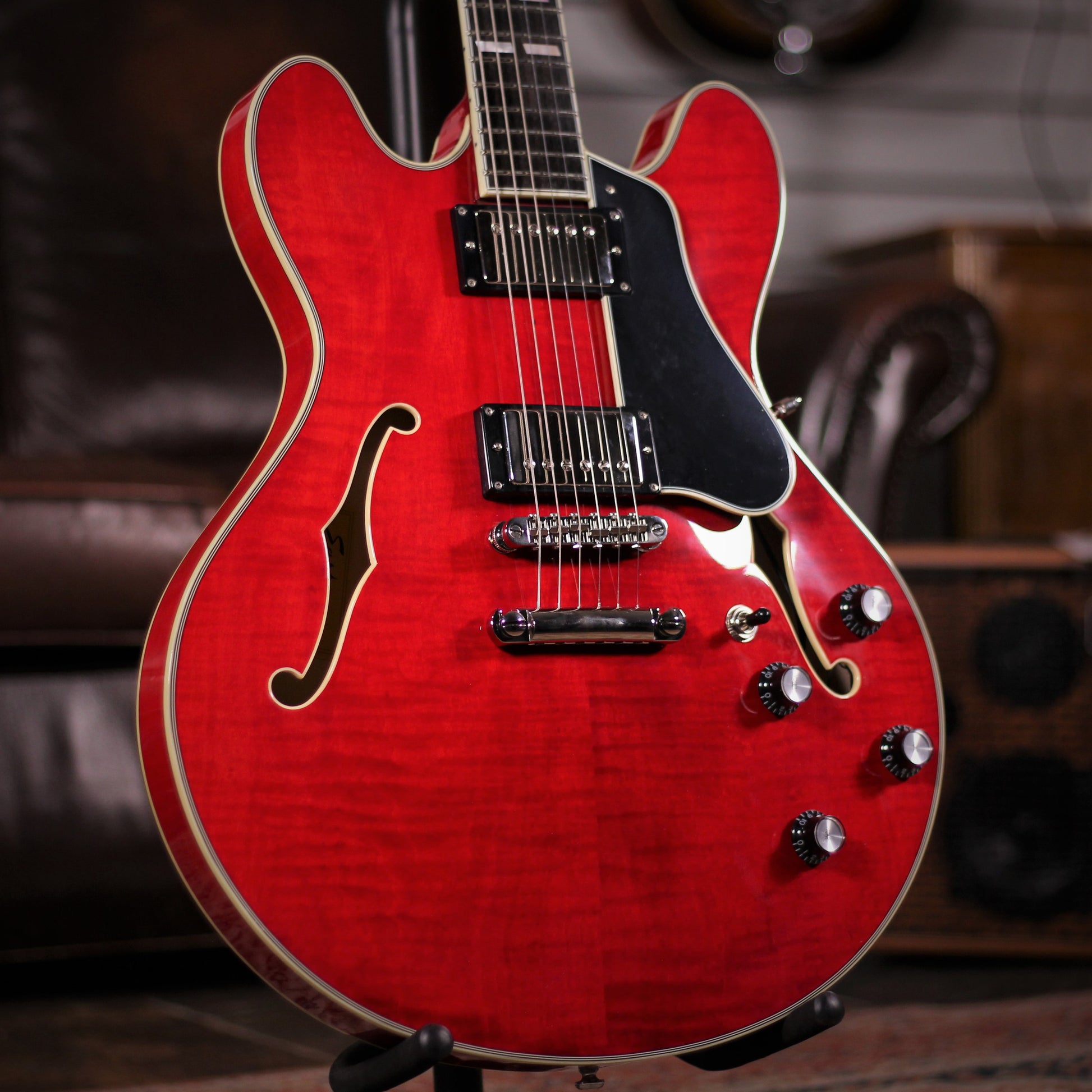 Eastman T486 Red angled
