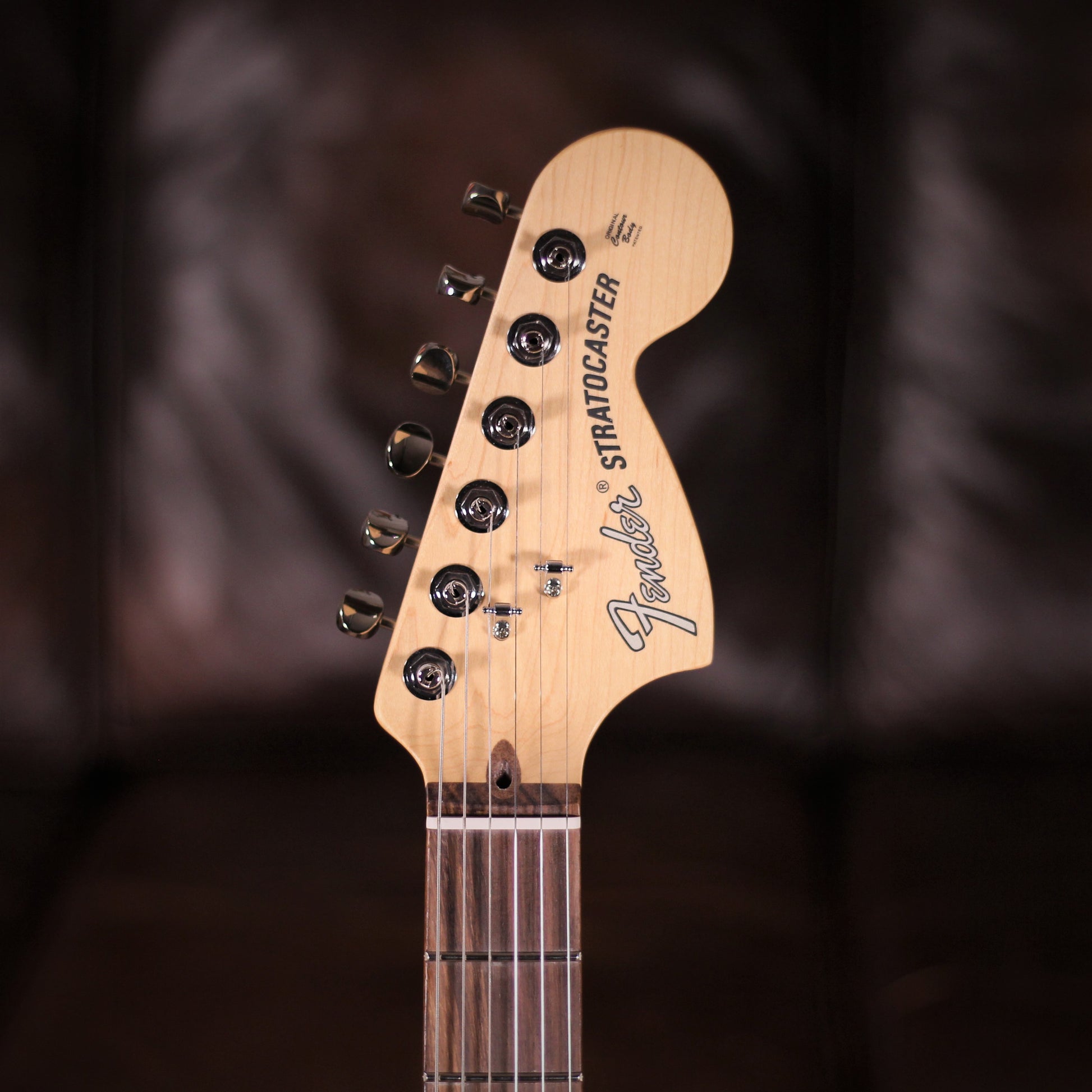 Fender Performer Stratocaster honeyburst headstock