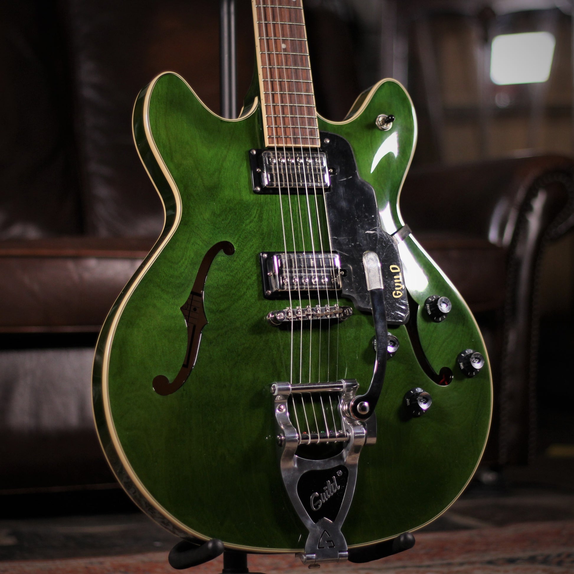 Guild Starfire I DC Bigsby EG angled