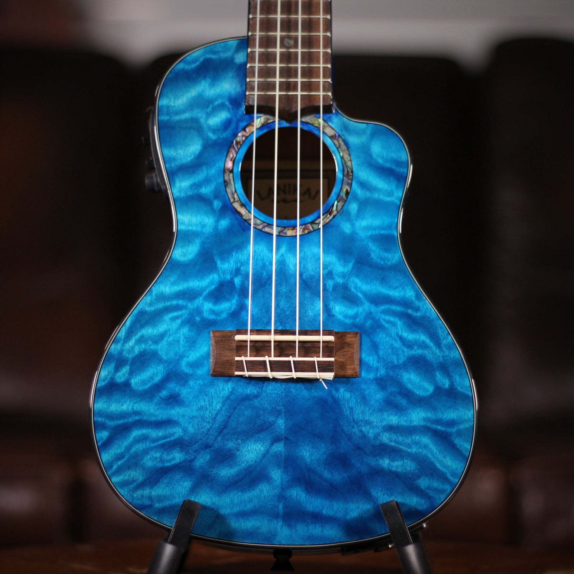 Lanikai QM BL CEC Concert Uke Blue