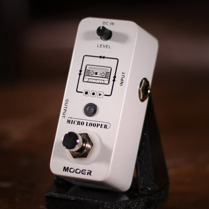 Mooer Micro Looper right