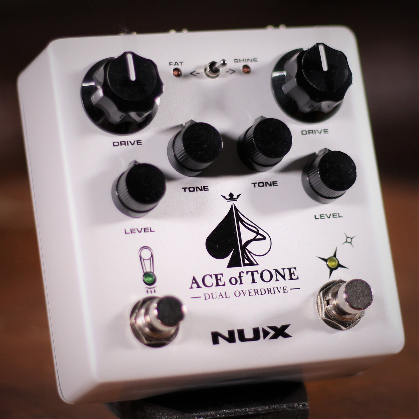 NUX Ace of Tone left