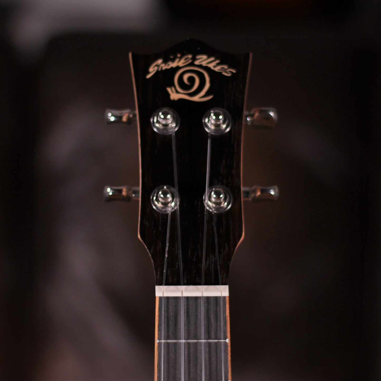 Snail C-06 Concert Ukulele headstock